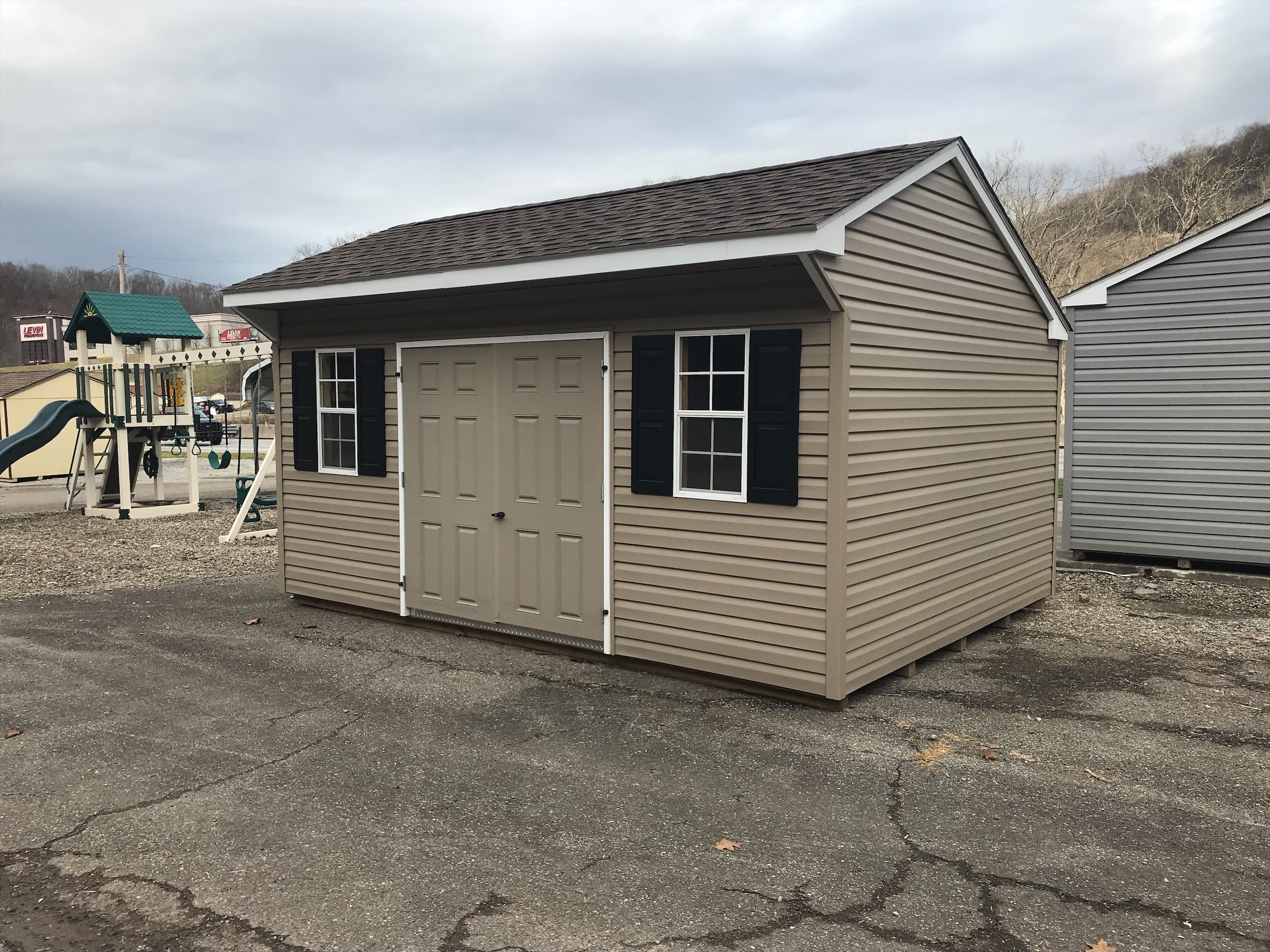 12x16 Cottage with Plenty of Shelving